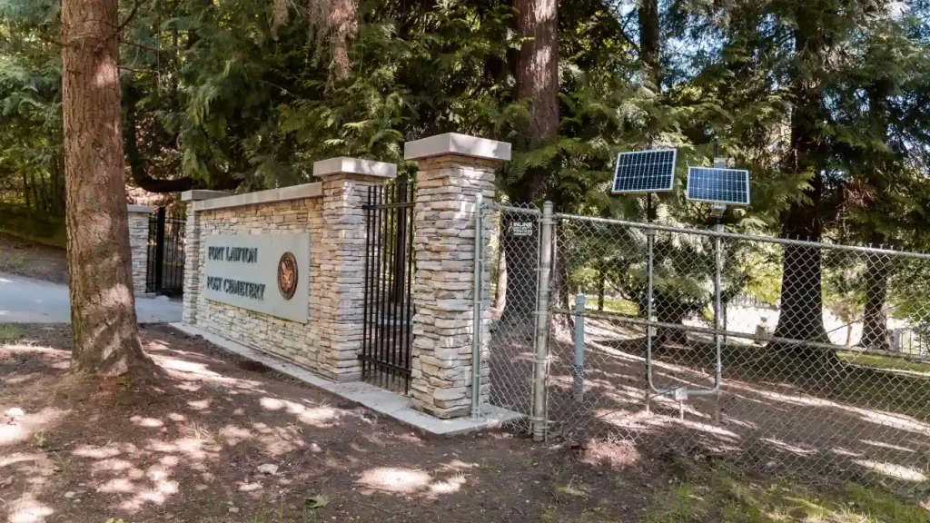fort lawton gates 4