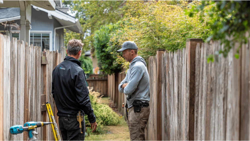 When to Hire a Fence Professional Instead