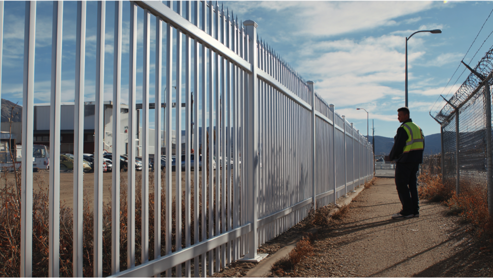 Key Features That Define a Security Fence