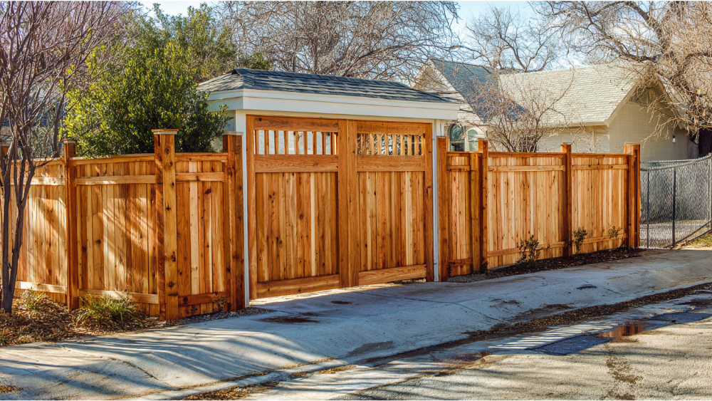 best custom fence