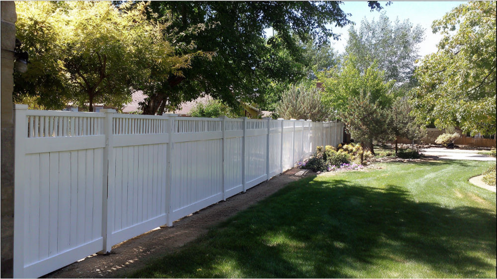 best vinyl fence