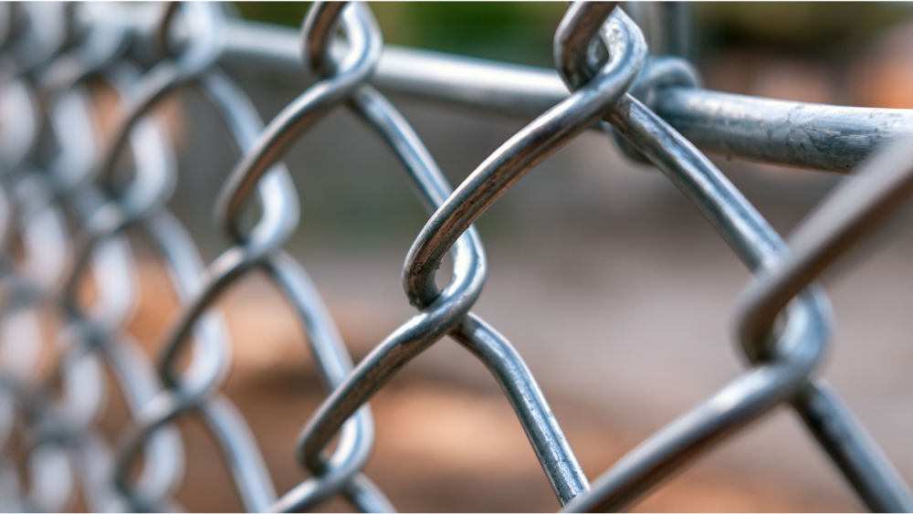 Understanding What Gauge Wire Is Used for Residential Chain Link Fencing