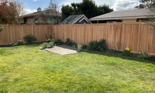 cedar-fence-img